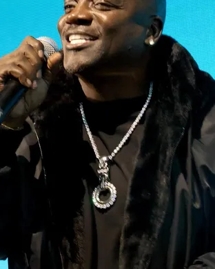 Akon Burgettstown