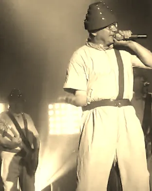 Devo Akron