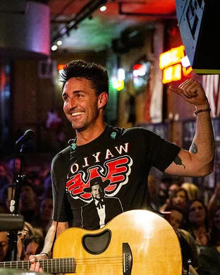 Jake Owen Burgettstown