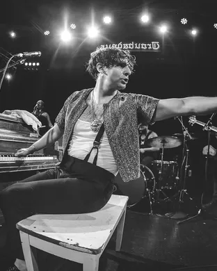 Low Cut Connie Pittsburgh