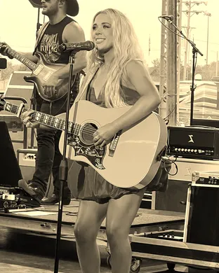 Megan Moroney Pittsburgh