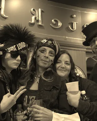 Motley Crue Cuyahoga Falls